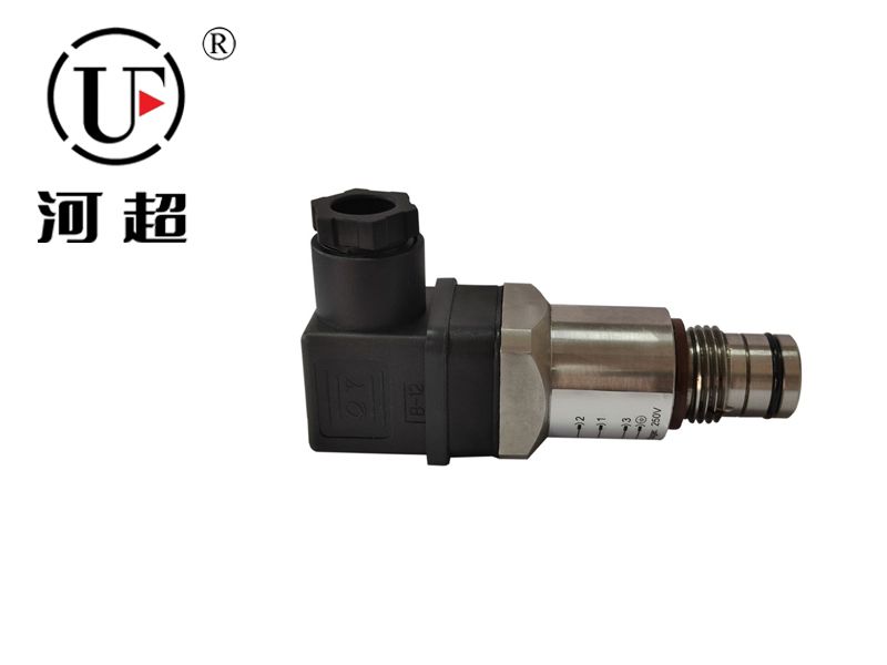 壓差發訊（xùn）器